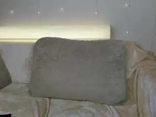 Gentle-sine  live sex cam
