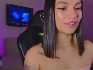 Mia-dollz  live sex cam