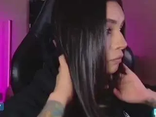 Mia-dollz  live sex cam