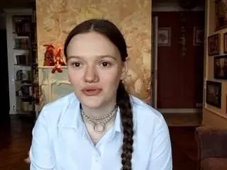 Madgerounsaville  live sex cam