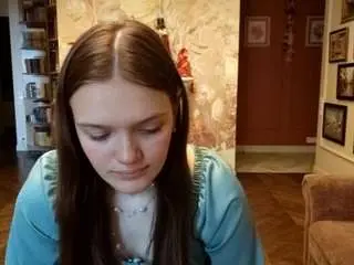 Madgerounsaville  live sex cam