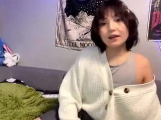 Yvonemiquelon  live sex cam