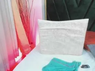 Alisafox  live sex cam