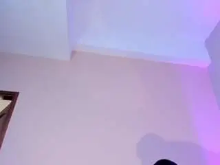 Alisafox  live sex cam