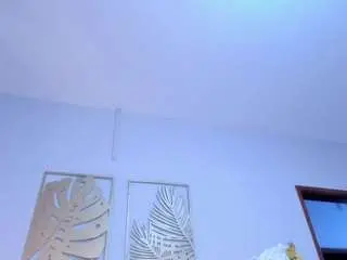 Alisafox  live sex cam