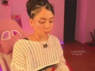 Xmoonshine  live sex cam