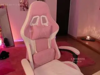Xmoonshine  live sex cam