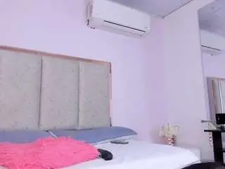 Carolyne-parker  live sex cam