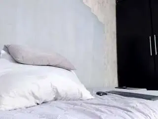 Carolyne-parker  live sex cam