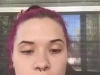 Jynz420friendly  live sex cam