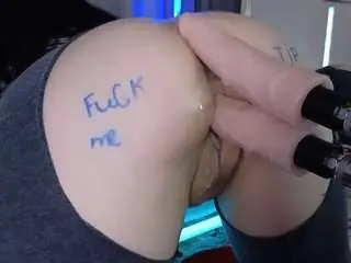 Lolahotwet  live sex cam