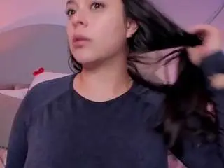 Nicolle-w  live sex cam