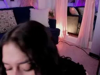 Nicolle-w  live sex cam