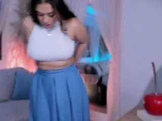 Nicolle-w  live sex cam
