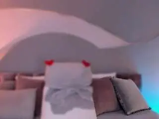 Nicolle-w  live sex cam