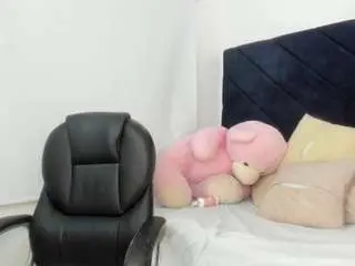 Tatikanyx  live sex cam