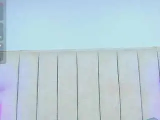 Trieximars  live sex cam