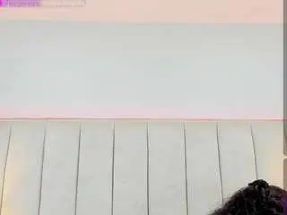 Trieximars  live sex cam