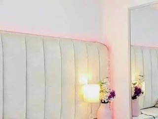 Trieximars  live sex cam