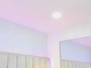 Trieximars  live sex cam