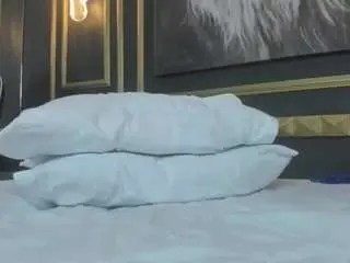 Vickkycandy  live sex cam