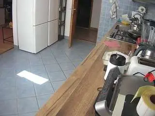 Voyeurcam-julmodels-kitchen  live sex cam