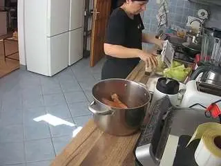 Voyeurcam-julmodels-kitchen  live sex cam