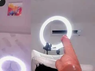 Zoe-backer  live sex cam