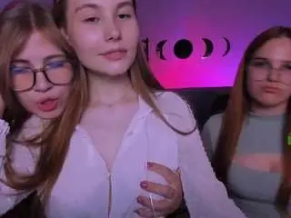 Ava-gllow  live sex cam