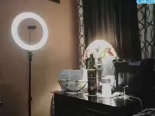 Divathesnakecharmer  live sex cam