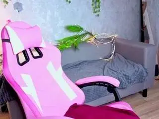 Juliashyy  live sex cam