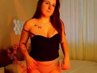 Juliashyy  live sex cam