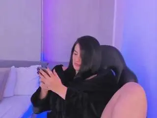 Laravillalobos  live sex cam