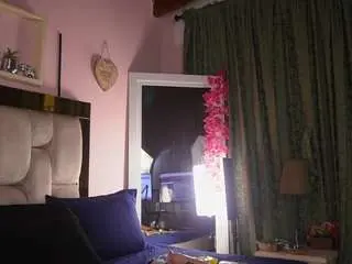 Sasha-brunettee  live sex cam