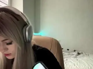 Shaquanakoback  live sex cam