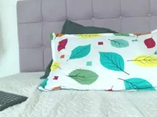 Kloewish  live sex cam