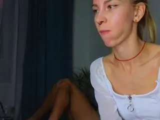 Lisi4ka77  live sex cam