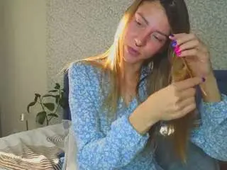 Lisi4ka77  live sex cam