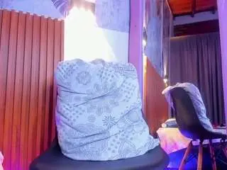 Madisondiiaz  live sex cam