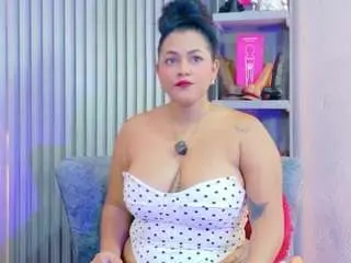 Madisondiiaz  live sex cam