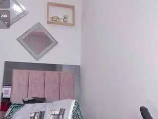Miapearls  live sex cam