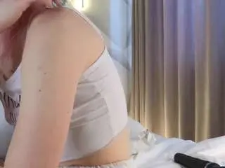 Candaceformica  live sex cam