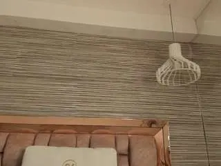 Ikia-lopezz  live sex cam