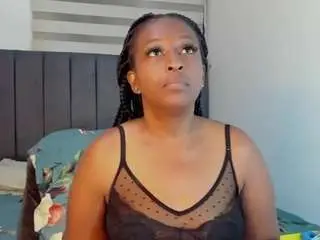 Melanym  live sex cam