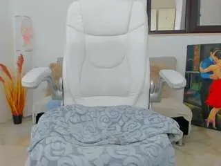 Deeadivine  live sex cam