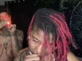 Disobedientpet  live sex cam