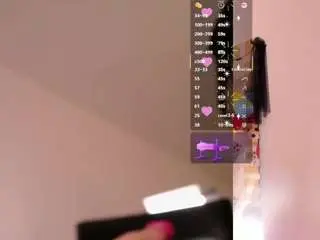 Ladyreload  live sex cam