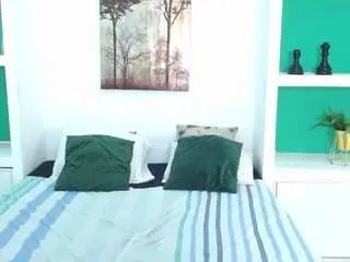 Lu-hamilton  live sex cam