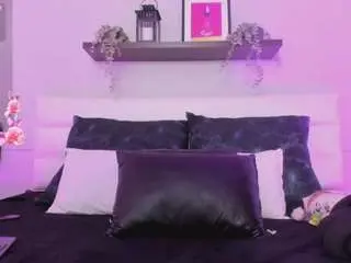 Miia-rose  live sex cam