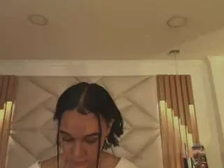 Sofynyxs  live sex cam